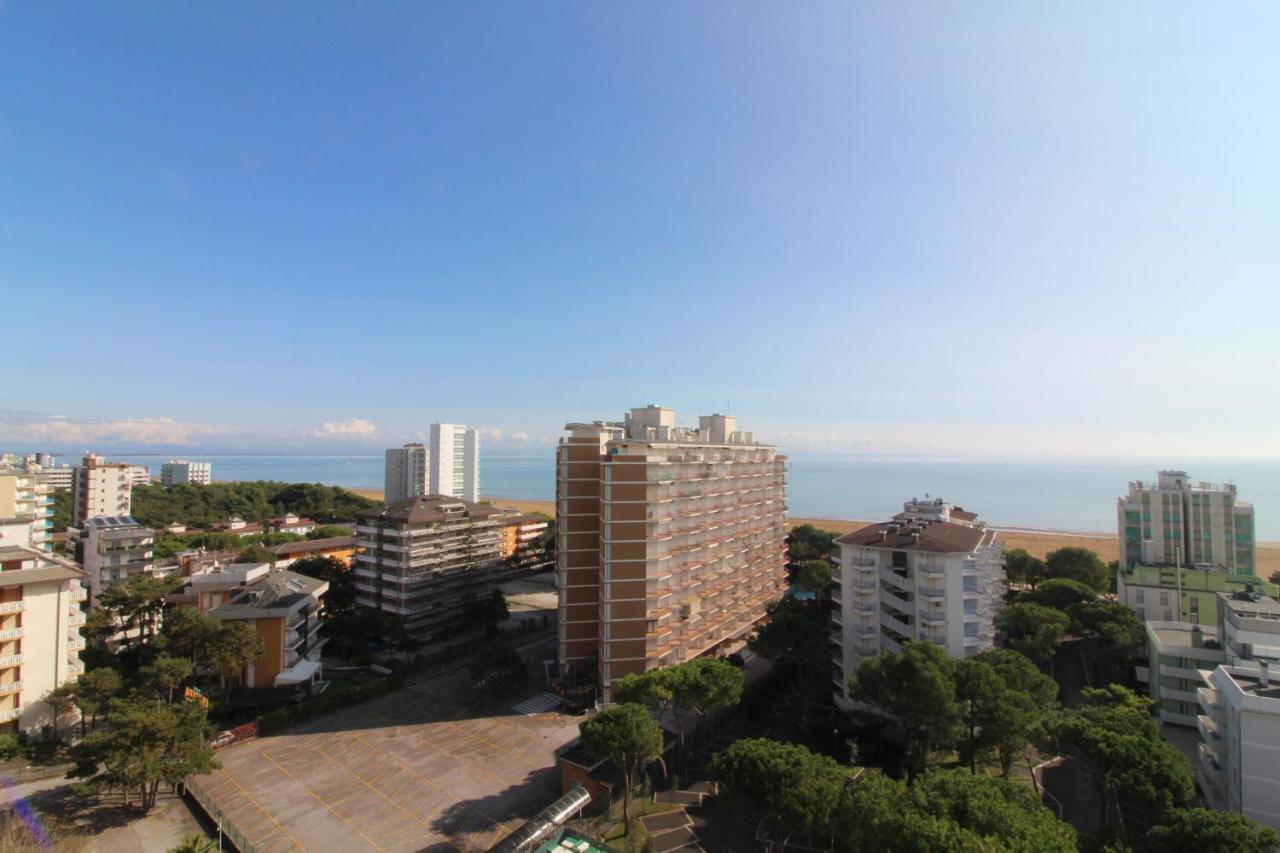 Appartamenti Puerto Do Sol Lignano Sabbiadoro Exterior photo
