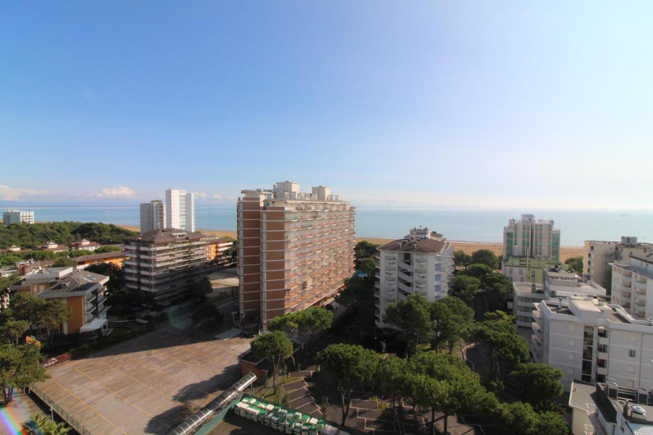 Appartamenti Puerto Do Sol Lignano Sabbiadoro Exterior photo
